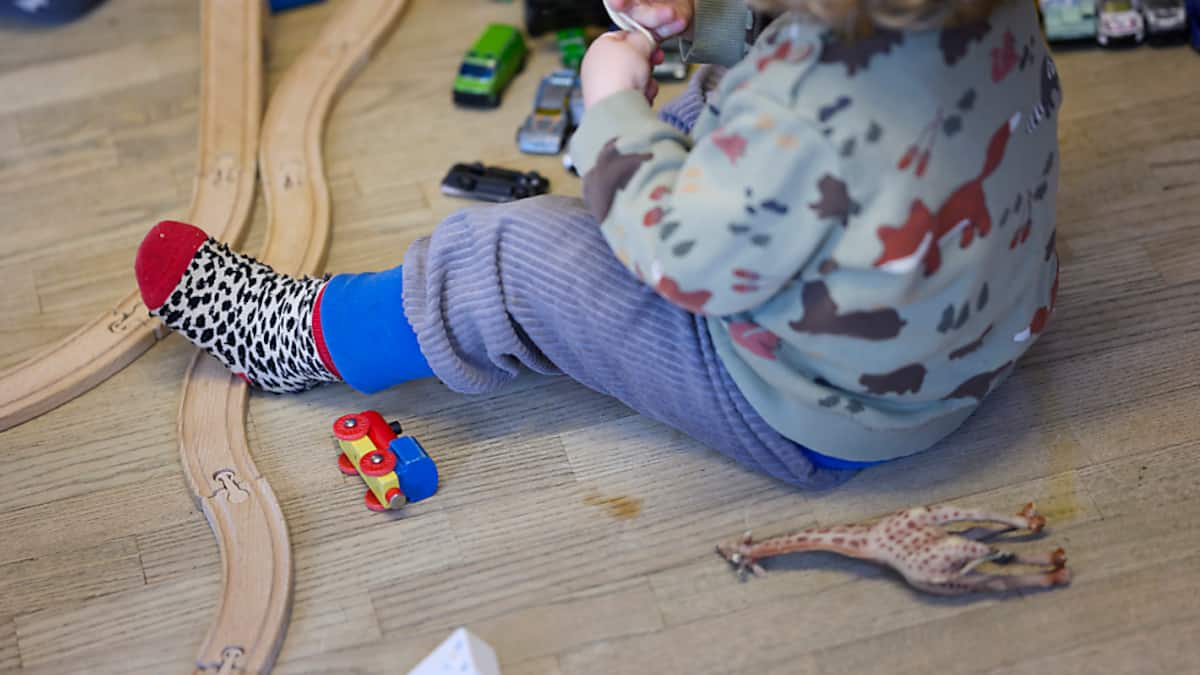 Une nouvelle allocation de garde pour enfant en vue en Suisse