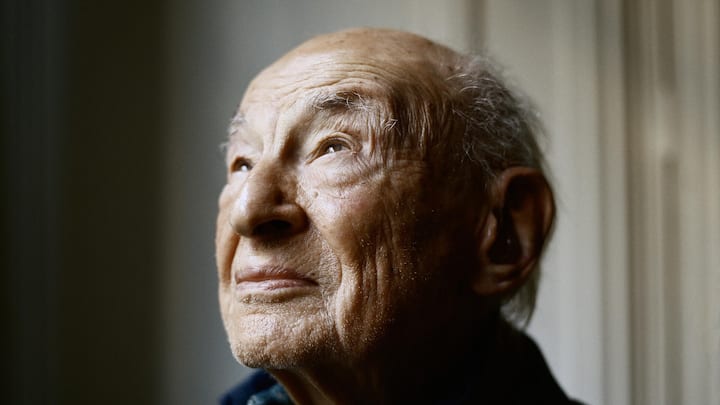 Pour le sociologue et philosophe français Edgar Morin, la vérité n’est pas une certitude absolue ou figée, mais un processus complexe qui nécessite de dialoguer avec l’incertitude.