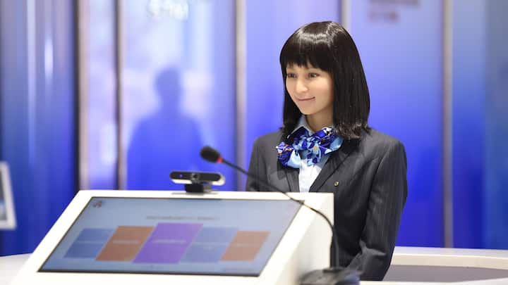 Les banques régionales suisses seront sensibles aux évolutions démographiques liées à la Gen Z, qui n’a pas l’habitude de se rendre au guichet. L’IA pourrait d’ailleurs boulverser le métier d’agent de guichet, à l’image des androïdes en place depuis décembre dans une agence de la China Construction Bank (CCB).