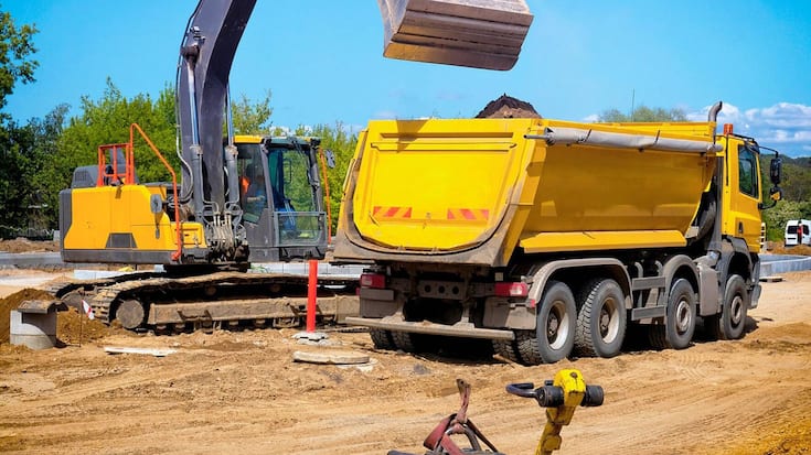Dans le canton de Genève, 100 000 camions de déblais transitent chaque année vers Grenoble ou Chambéry, dont une partie qui pourrait être utile en Suisse.