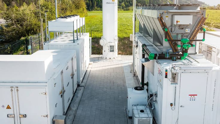 La plus grande installation de production d'hydrogène écologique de Suisse a été inaugurée dans les Grisons.