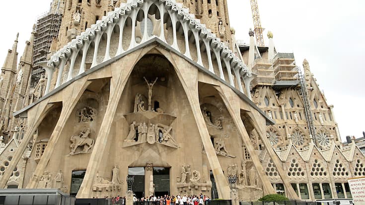 C'est cette fois le Covid qui retarde l'achèvement de la  Sagrada Familia.