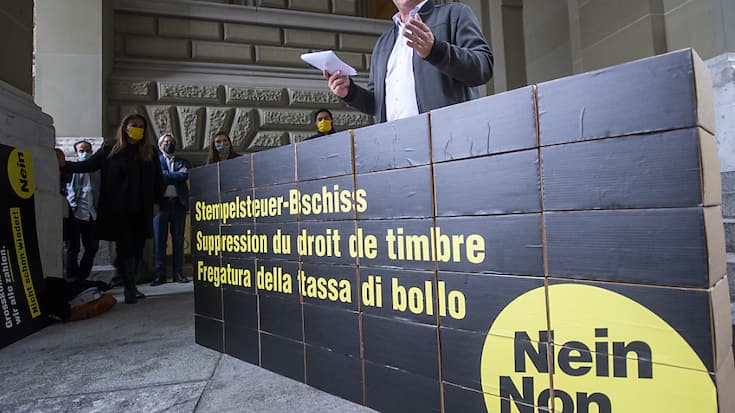 Le peuple a refusé une nouvelle baisse d'impôts pour les entreprises. La gauche et Pierre-Yves Maillard, président de l'Union syndicale suisse, ont réussi leur pari (archives).