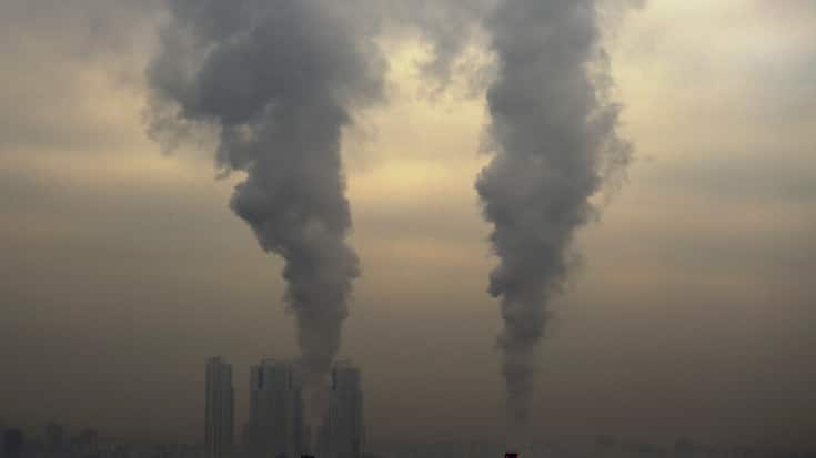 L'étude évalue les stratégies de ces géants du commerce, de l'agroalimentaire, du transport ou encore d'industries diverses qui représentaient à elles seules 4% des émissions mondiales de gaz à effet de serre en 2019 (archives).