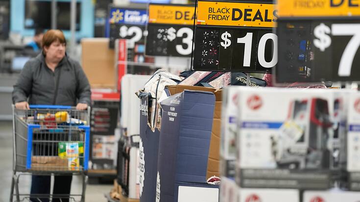 La croissance de 2,7% du PIB américain au 4e trimestre est le reflet d'une révision à la baisse des dépenses de consommation en partie compensée par celle à la hausse des investissements fixes non résidentiels. (archives)