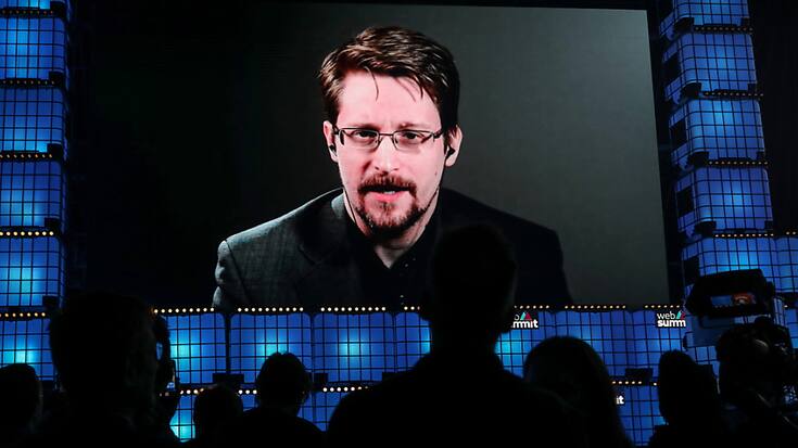Le lanceur d'alerte Erward Snowden a obtenu le passeport russe.