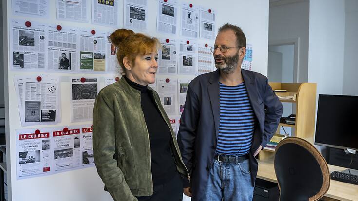 Kate Reidy et Philippe Bach lancent une campagne pour trouver des abonnés au Courrier.