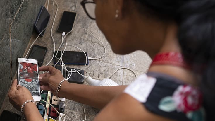 Les ordinateurs portables seront aussi concernés à partir de début 2026. All rights reserved