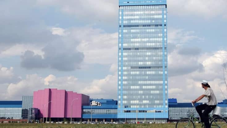 Le siège du constructeur automobile Avtovaz à Togliatti. Les ventes de voitures neuves en Russie ont poursuivi leur chute en septembre. (archives)