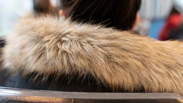 Les cols de veste constituaient la majorité des produits qui présentaient une déclaration lacunaire (image d'illustration).