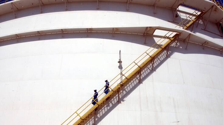 Des prévisions optimistes de l'Opep (Organisation des pays exportateurs de pétrole) sur la demande soutenaient les cours, tout comme l'évolution des réserves de brut aux Etats-Unis. (KEYSTONE/AP Photo/Kamran Jebreili)
