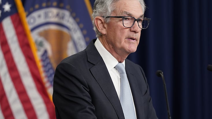 Le président de la Réserve fédérale Jerome Powell affirme la volonté de la Fed de combattre l'inflation.