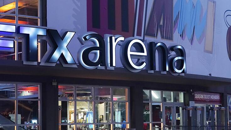 FTX, sponsor, a donné son nom à l'enceinte de la franchise du Miami Heat en NBA (basketball).