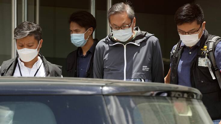 Les personnes qui ont comparu étaient le directeur général du journal Cheung Kim-hung (photo), l'éditeur adjoint Chan Pui-man, le rédacteur en chef Law Wai-kwong, le rédacteur en chef Lam Man-chung et les rédacteurs Fung Wai-kong et Yeung Ching-kee.