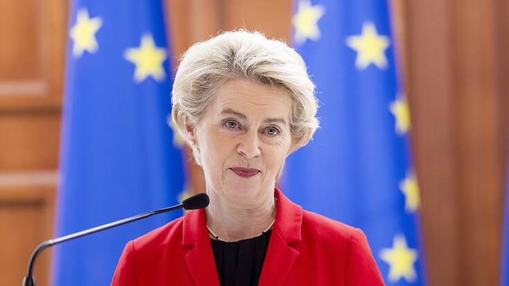 "La Russie doit payer pour ses crimes horribles", a martelé Ursula von der Leyen.