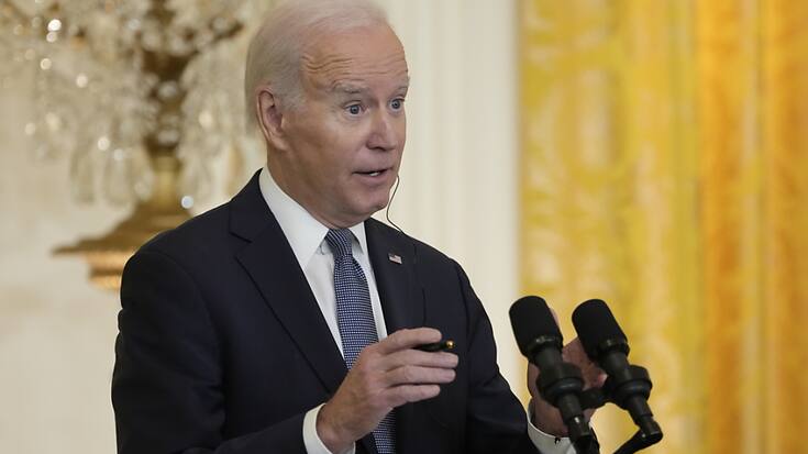 Face à la perspective d'une grève à compter du 9 décembre, le président américain Joe Biden, grand partisan du transport ferroviaire, avait exigé du Congrès qu'il passe en force législativement, ce qu'il est habilité à faire