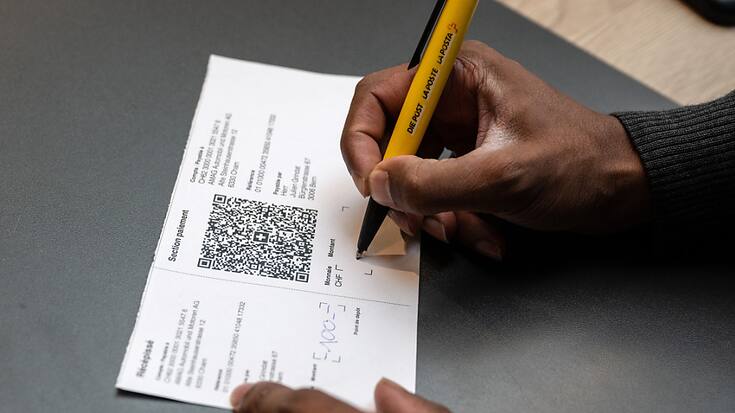 Les factures QR font désormais partie du quotidien des Suisses (archives).