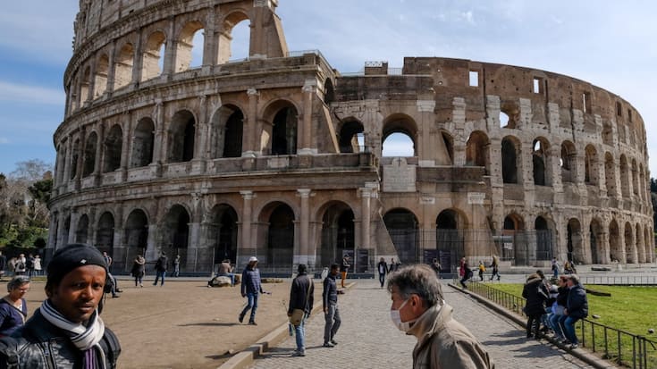 En Italie, la consommation des ménages devrait augmenter de 3,7% en 2022 et de 0,4% en 2023.