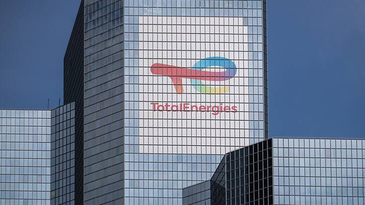 TotalEnergies  se dit dans l'incapacité de céder ses 19,4% de Novatek, la vente d'actifs à un autre actionnaire du géant gazier russe étant interdite en raison des sanctions européennes visant la Russie. (archives)