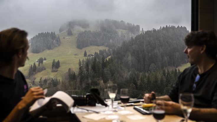 Les voyageurs peuvent aller de Montreux à Interlaken sans changement à bord du GoldenPass Express.
