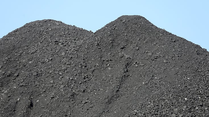 Le charbon, énergie la plus nocive entre toutes, restera dans l'immédiat et de loin la première source de CO2 du système énergétique mondial.