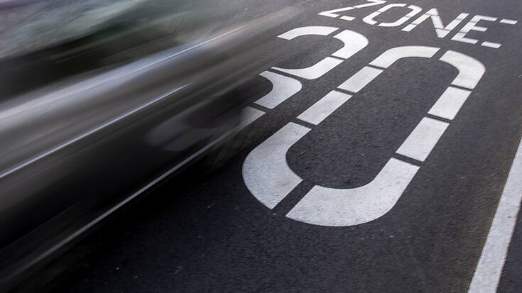 L'Union des villes suisses demande que le 30 km/h devienne la norme dans les agglomérations.