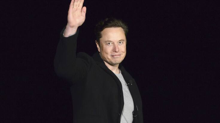 Elon Musk a assuré qu'il n'avait pas de successeur désigné et affirmé que la plateforme était "sur la voie rapide de la faillite" (archives).