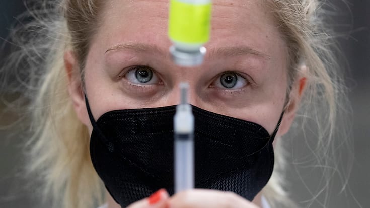 Le tableau est particulièrement sombre pour les exportations de produits chimiques et pharmaceutiques suisses, qui affichent une baisse de 19,0% ou 2,2 milliards de francs, les ventes de médicaments s'étant effondrées d'un quart. (archives)