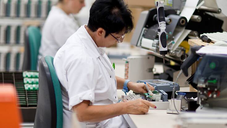 Dans les pays voisins, les perspectives d'embauche témoignent d'une certaine confiance de la part des entreprises.  (Photo: KEYSTONE/Gaetan Bally)