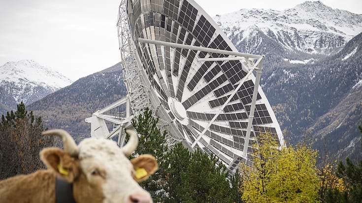 L'énergéticien CKW, qui a récemment procédé à des installations photovoltaïques en forme d'antenne parabolique, poursuit ses emplettes. (Archives)