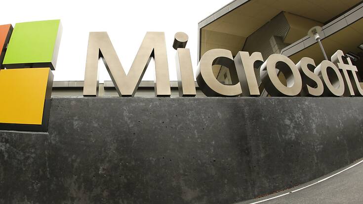 Dans une lettre aux employés, le patron de Microsoft, Satya Nadella, explique que si "les clients ont accéléré leurs dépenses informatiques pendant la pandémie", ils sont maintenant en train de chercher à les optimiser pour "faire plus avec moins". (archives)