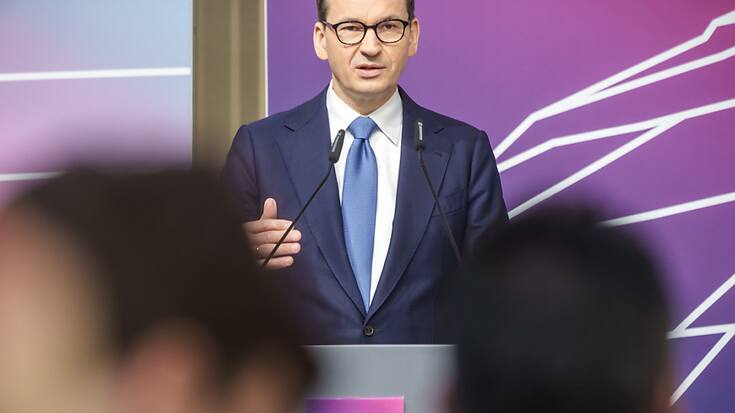"Même si nous n'obtenons pas l'accord de Berlin, nous donnerons nos chars à l'Ukraine dans le cadre d'une petite coalition, même si l'Allemagne n'en fait pas partie", a déclaré le premier ministre polonais.