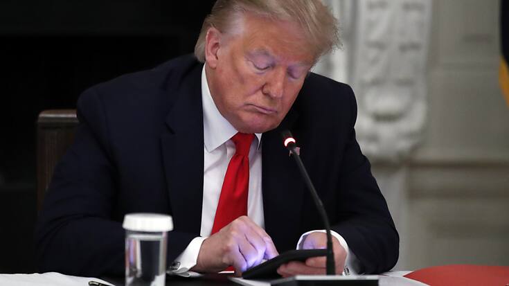 Donald Trump a officiellement demandé la semaine passée à pouvoir retourner sur Facebook (archives).