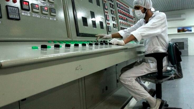 Un technicien nucléaire iranien au travail (Photo prétexte).