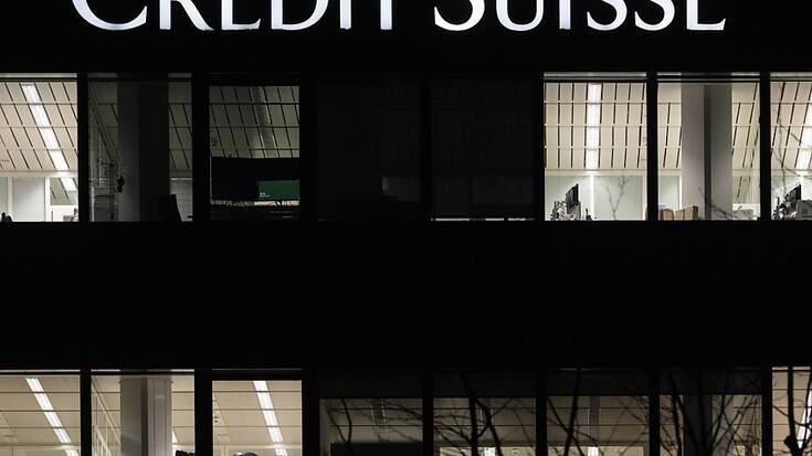 Credit Suisse a subi une perte abyssale l'année dernière, conséquence de ses déboires financiers et de la vaste restructuration amorcée en 2022. Les actionnaires devront se contenter d'un dividende de 5 centimes, après 10 centimes un an plus tôt. (archives)
