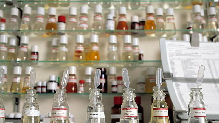 Plusieurs fabricants de parfums, y compris en Suisse, sont sous enquête (image symbolique).
