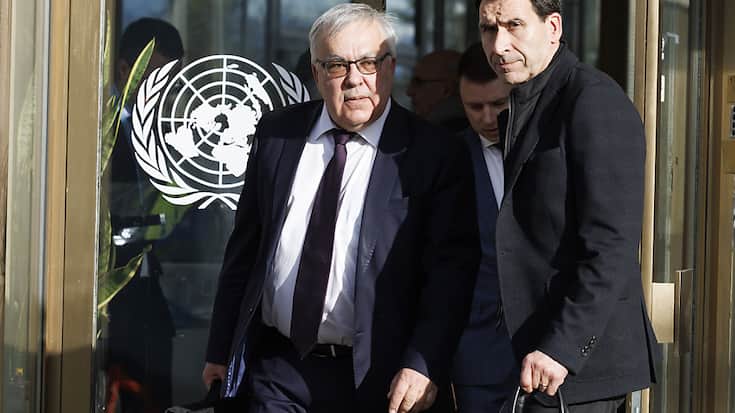Le vice-ministre russe des Affaires étrangères Sergueï Verchinine a quitté le Palais des Nations sans faire de déclaration.