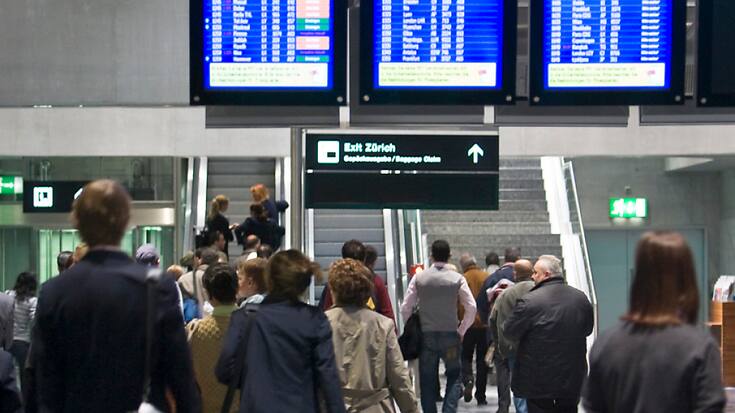 Le nombre de passagers transportés a continué d'augmenter de 16% à 129 par vol en moyenne, tout comme le taux d'occupation à 78%, soit 11 points de plus qu'un an plus tôt. (Photo/KEYSTONE/Gaetan Bally)
