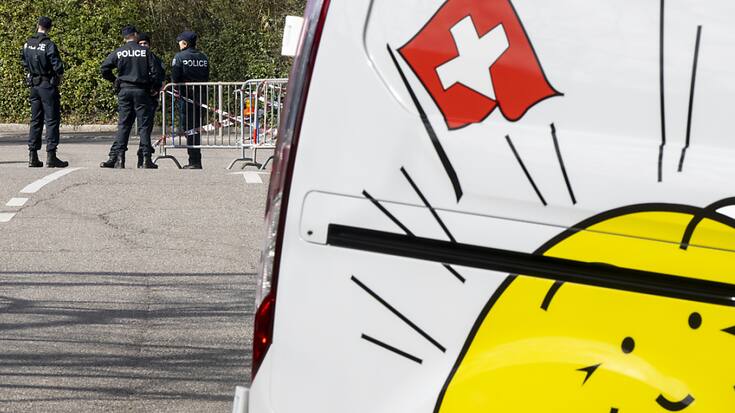 L'UDC Suisse a tenu samedi son assemblée des délégués à Meyrin (GE) sous haute surveillance policière en raison d'un appel à manifester lancé contre l'organisation de cette réunion.