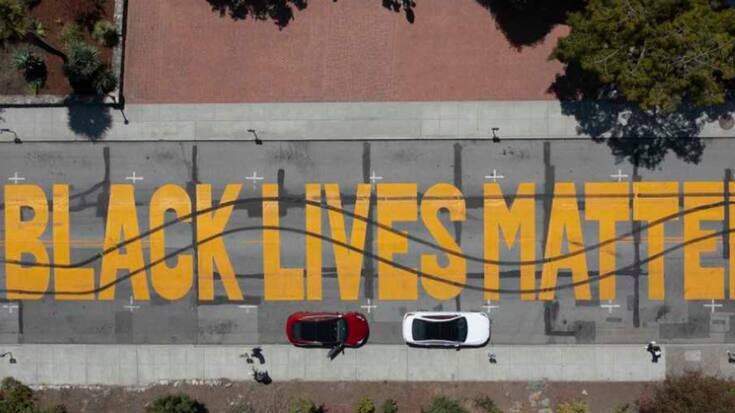 Adidas avait déposé un recours auprès de l'Office américain des brevets et des marques contre l'utilisation par "Black Lives Matter" de trois bandes jaunes, logo du mouvement anti-raciste. (archives)