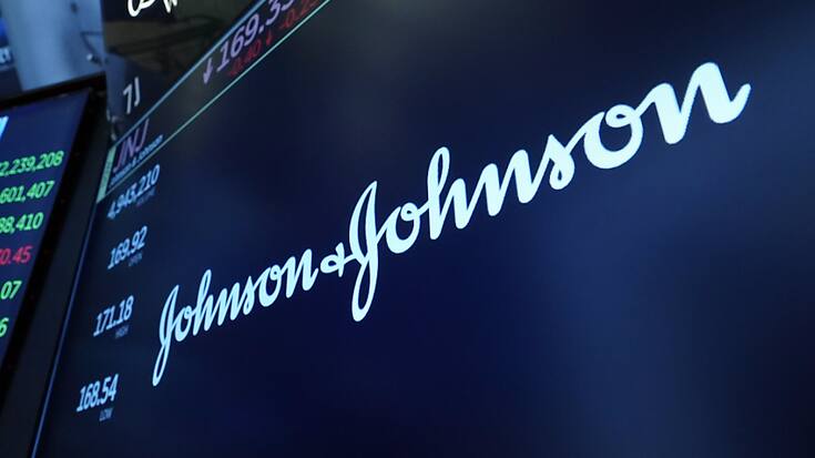 Johnson &amp; Johnson a publié une perte nette au premier trimestre, liée à des frais de litige, tout en relevant ses objectifs pour 2023 après des ventes robustes. (archives)