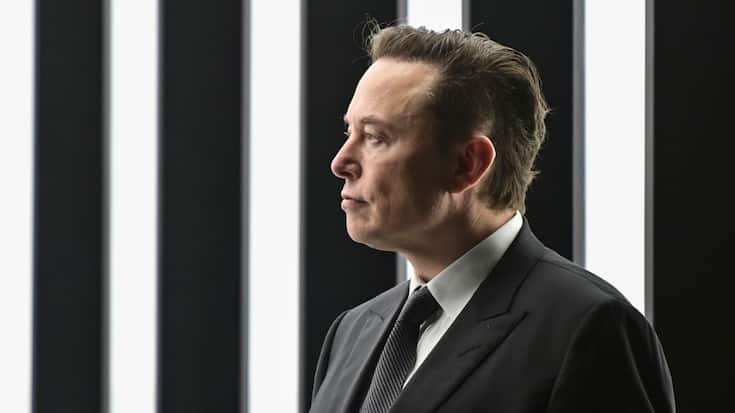 Depuis son arrivée à la tête de Twitter en octobre dernier, Elon Musk s'est fait écho de nombreuses théories du complot par le biais de son compte personnel. (archives)