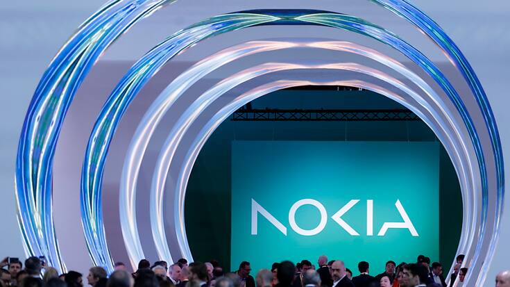 Lors de ses résultats annuels en janvier, Nokia avait dit prévoir une demande "robuste" en 2023, en pleine bataille avec ses concurrents pour installer les réseaux 5G à travers le monde, tandis que son concurrent Ericsson s'était montré moins optimiste. (Photo/EPA/Quique Garcia)