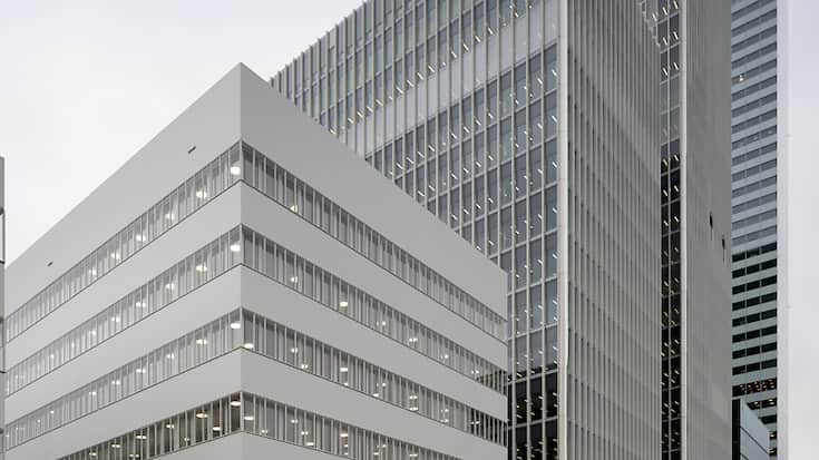 Des bâtiments de Roche à Bâle. Le groupe pharmaceutique a souffert sur les trois premiers mois de l'année de l'abrupte normalisation des recettes réalisées dans la franchise Covid-19. (archives)