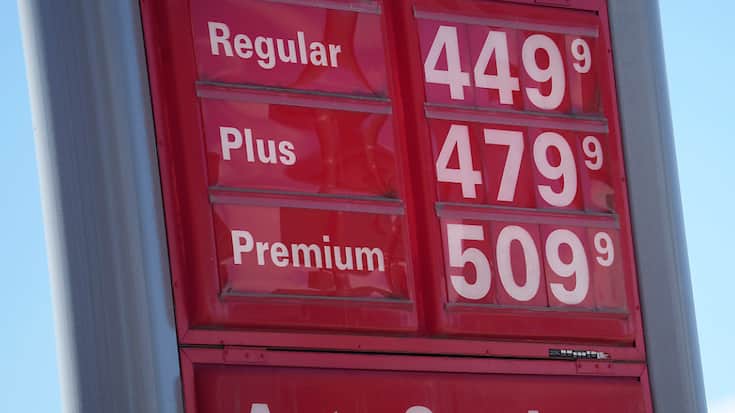 L'inflation dite sous-jacente, excluant les prix de l'alimentation et de l'énergie et qui est la donnée particulièrement observée à la Fed, est également en baisse mais moins rapide et dépasse désormais l'inflation globale, à 4,6% sur un an, contre 4,7% un mois plus tôt (archives).