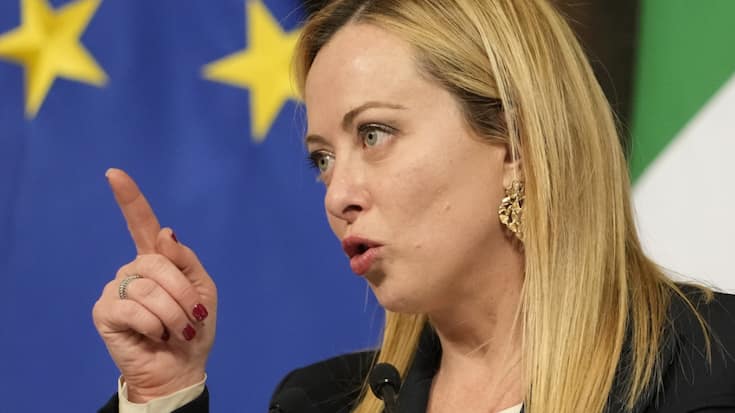 En vertu d'un vaste jeu de chaises musicales, le gouvernement Meloni, le plus à droite qu'ait connu le pays depuis la Seconde Guerre mondiale, cherche à placer des personnes de confiance à la tête de la radio-télévision d'Etat et de prestigieuses institutions publiques.