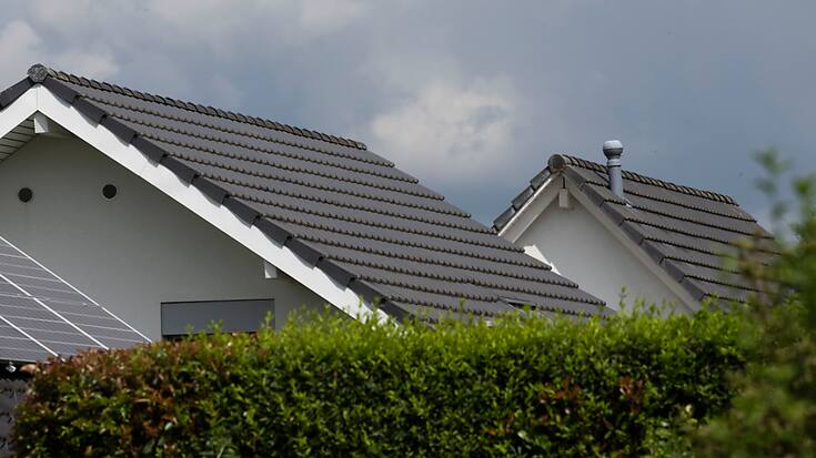 Sous l'effet du relèvement des taux d'intérêt, la demande pour l'immobilier résidentiel en propriété a ralenti en début d'année, après la poussée observée en 2021 et en 2022. (archives)