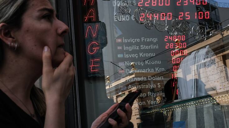 Alors la livre turque continue à perdre de la valeur, le président a nommé à la tête de la Banque centrale une adepte de l'orthodoxie financière, comme par exemple le relèvement des taux d'intérêt pour lutter contre l'inflation.  (Archives)