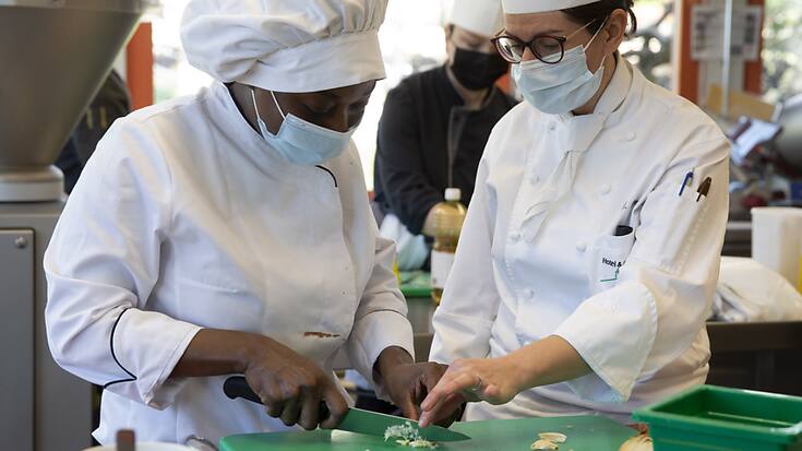 L'hôtellerie-restauration fait partie des branches qui engagent le plus d'apprentis (image d'illustration).