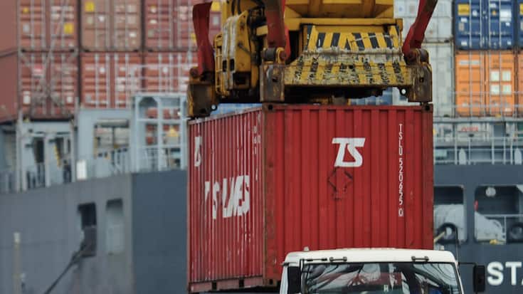 Le chiffre officiel de la croissance en Chine, éminemment politique et sujet à caution, n'en reste pas moins toujours scruté de près compte tenu du poids de la deuxième économie mondiale. (AP Photo/Andy Wong)